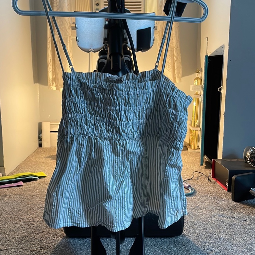 American Eagle Top Size M
